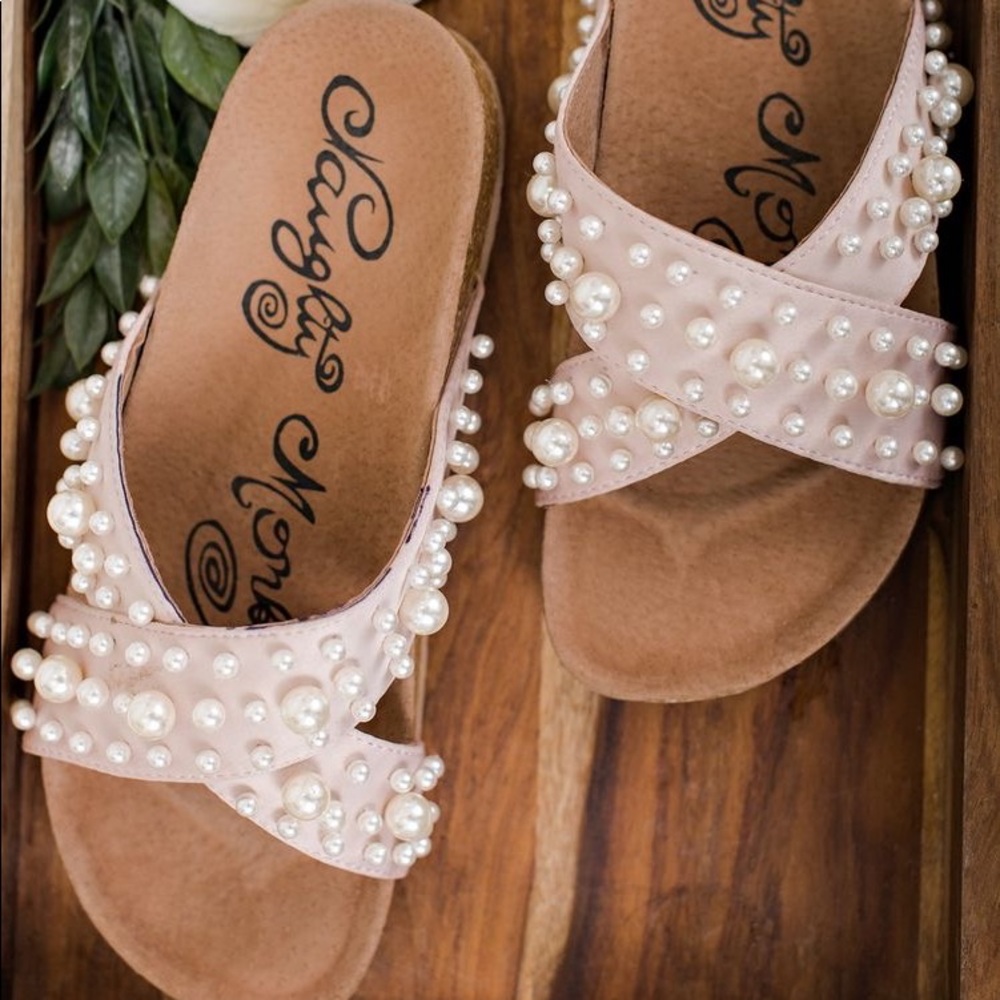 Sweetheart Sandal naughty monkey size 6.5